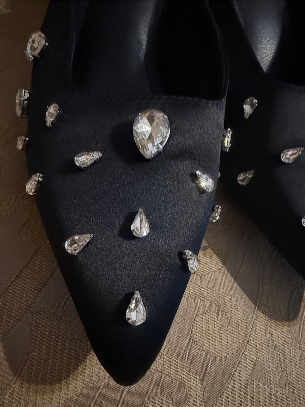 A New Day Katia pointed-toe mule heels in black satin size 8.5 - Picture 2 of 12